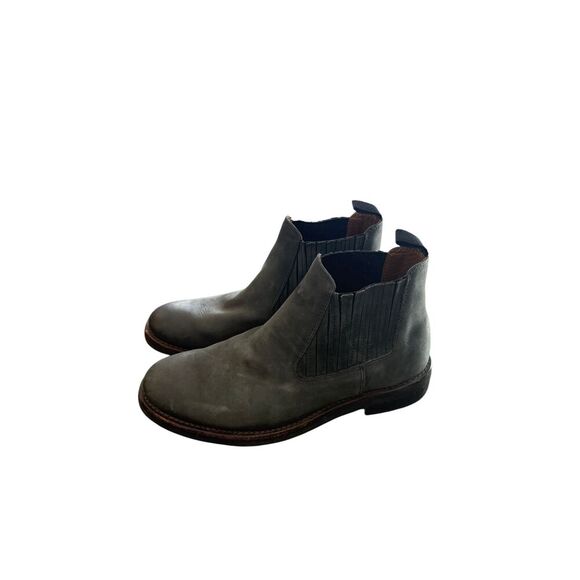 L.L. Bean Other - L.L. Bean Signature Hawthorne Chelsea Boot size 9.5